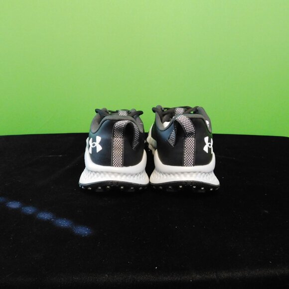 9.5 SIZE Men's UA Charged Maven Trail Running Shoes - Picture 2 of 4